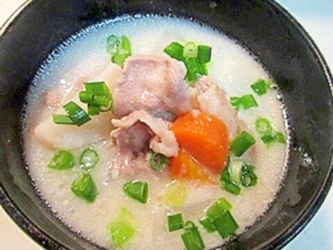 トロトロで温まります!長芋の粕汁